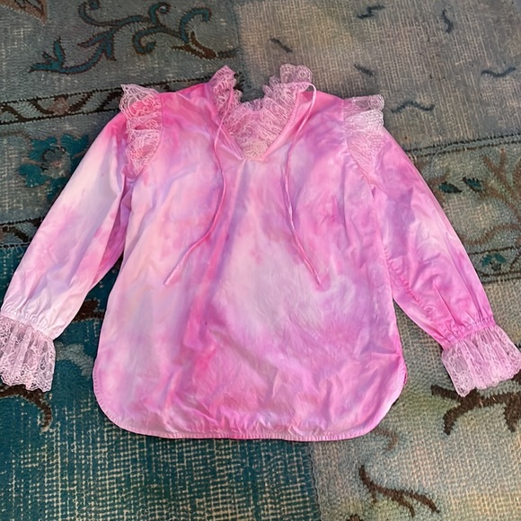 Vintage pink and white lace trimmed blouse size medium - Picture 10 of 15